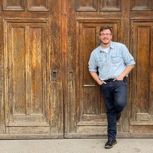 Meet your Posher, Mitchell